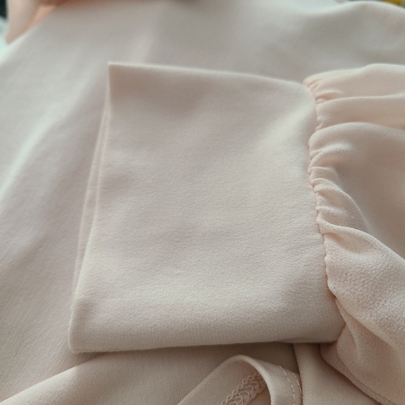 Calvin Klein Slinky Top / Blush Pink / Semi-Sheer Sleeves / Size Medium - Picture 6 of 7
